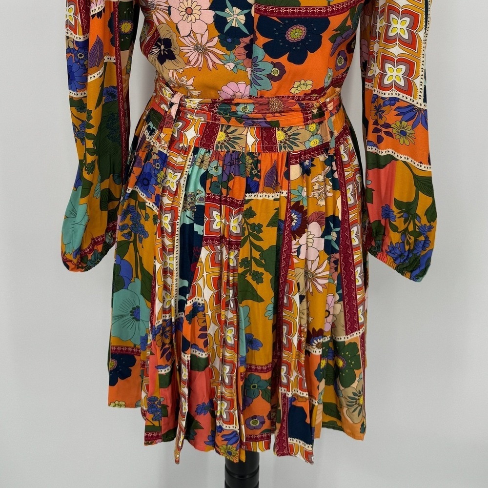 LaRoque Emma Dress Size Medium Coral Cabo Floral Patchwork Boho Mini Retro Mod - Picture 9 of 11